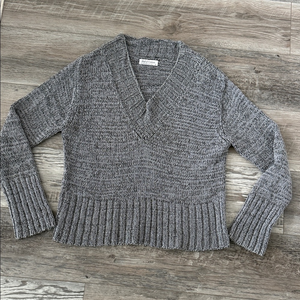 Cute v-neck sweater